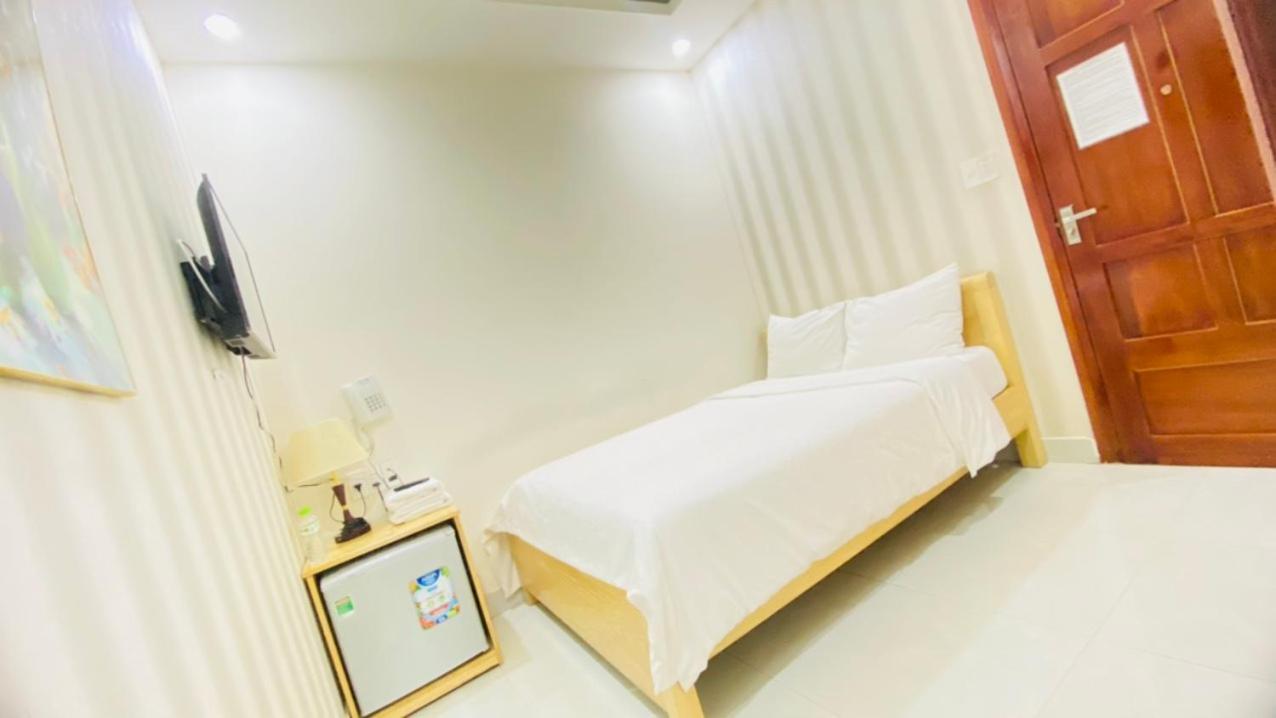 Bong Lua Vang Hotel ダラット エクステリア 写真